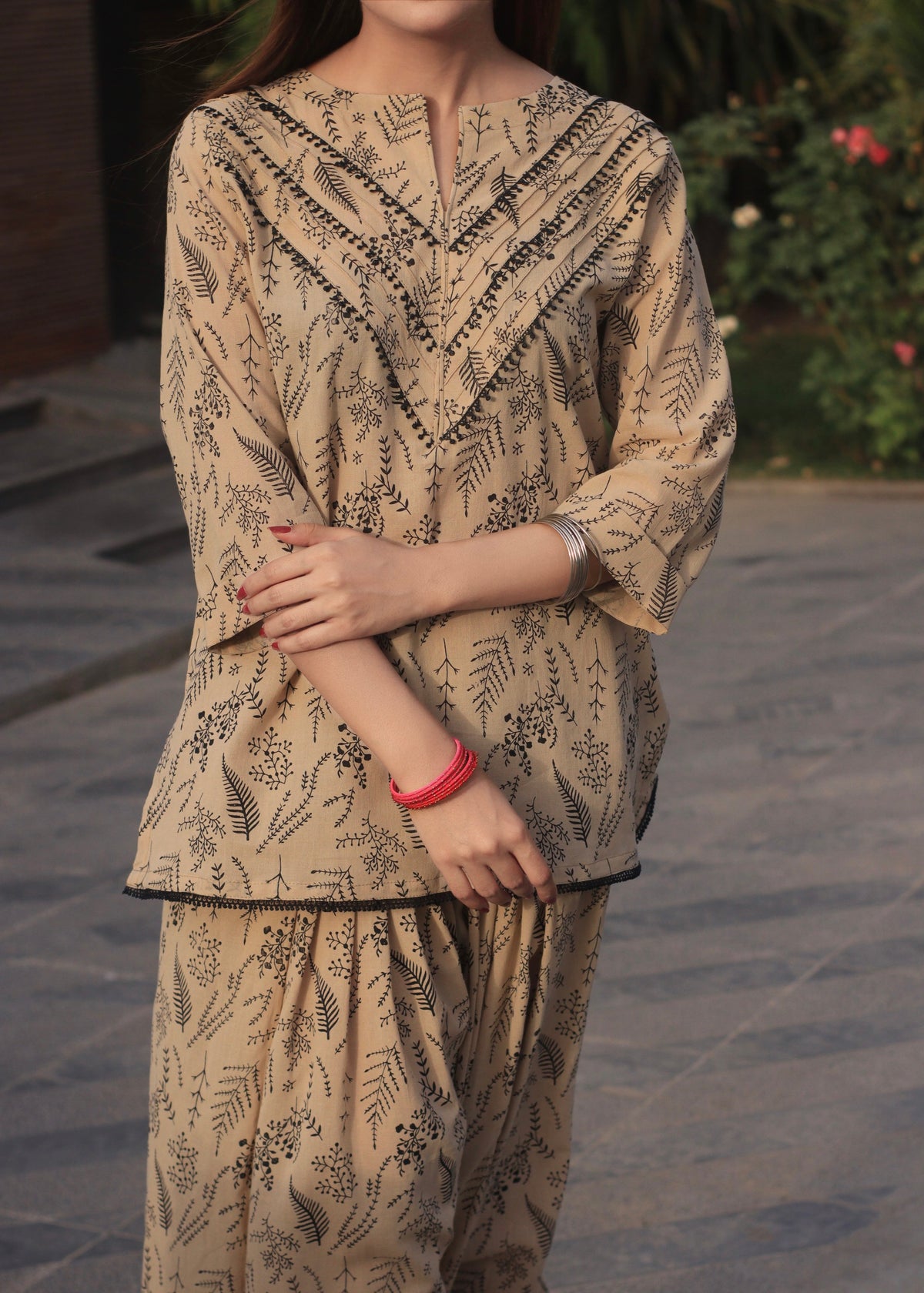 Lawn skin Farshi set