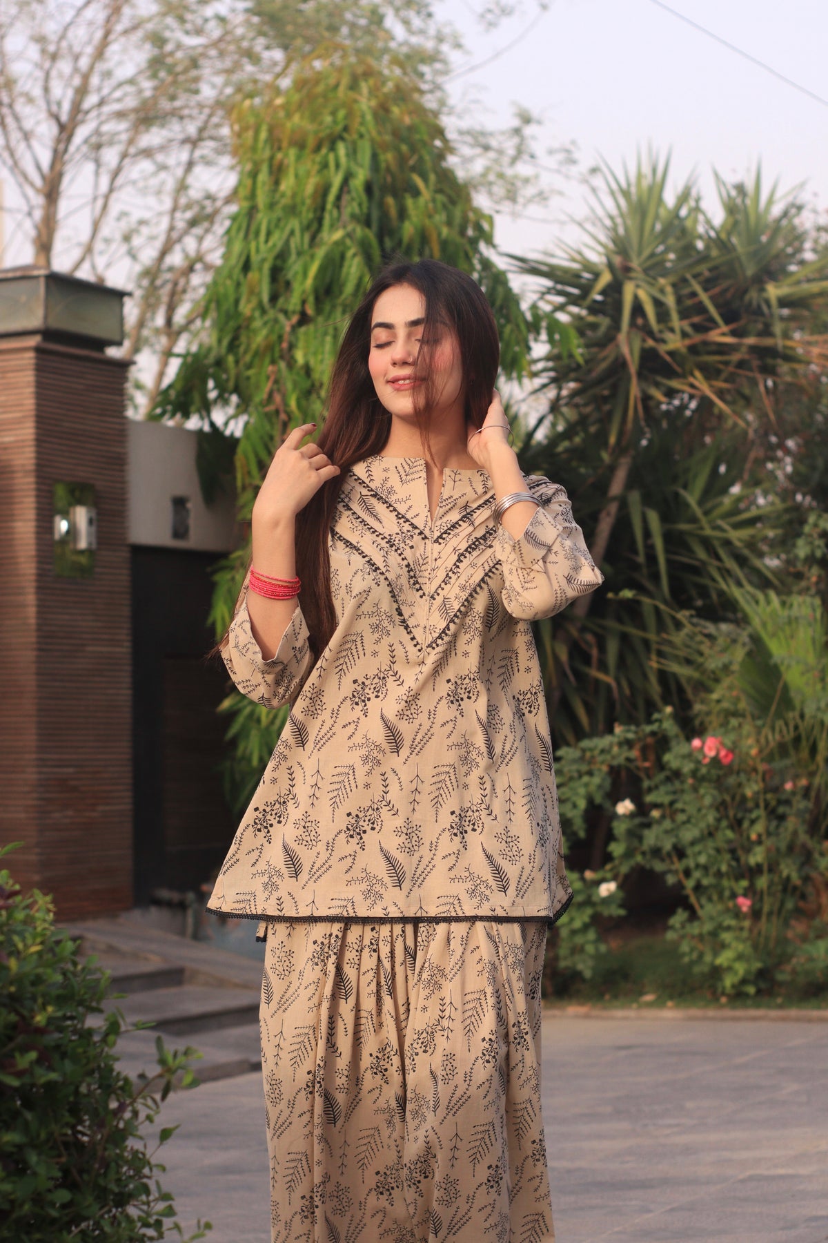 Lawn skin Farshi set