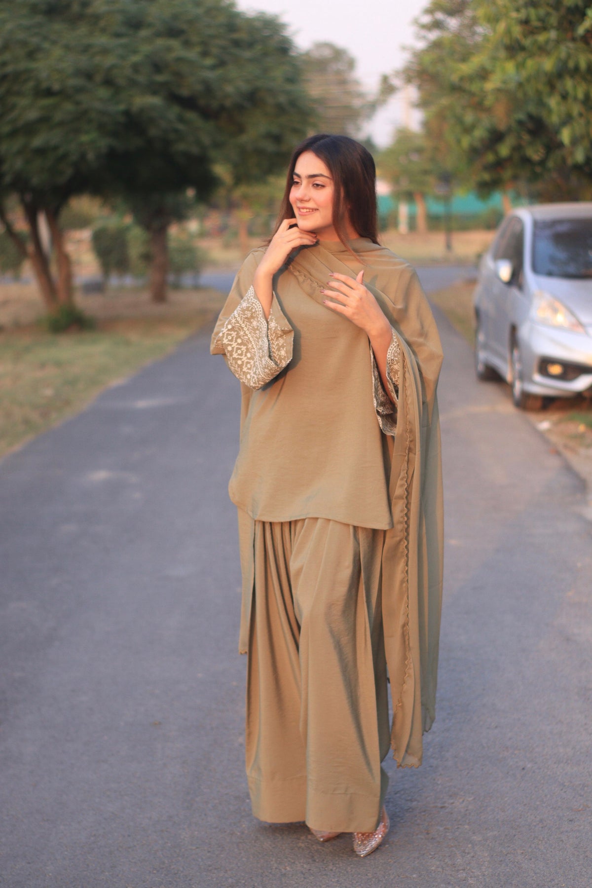 Pistachio embroidered